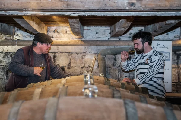 Dégustation au chai du domaine Nomboly Traydou