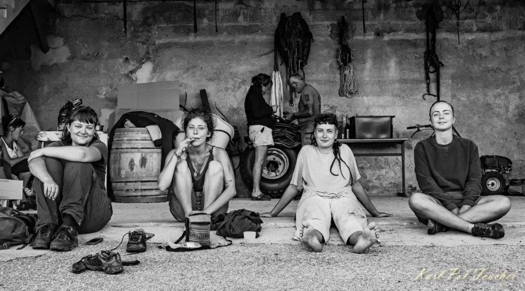 Vendangeuses du Domaine des Crocs Blancs