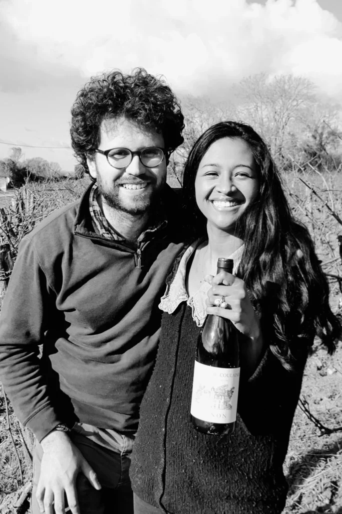 Château de Coulaine - Jean et Tatiana Denys de Bonnaventure dans les vignes