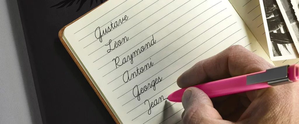 Château Gassier - Carnet où s’inscrivent les prénoms des six générations de vignerons
