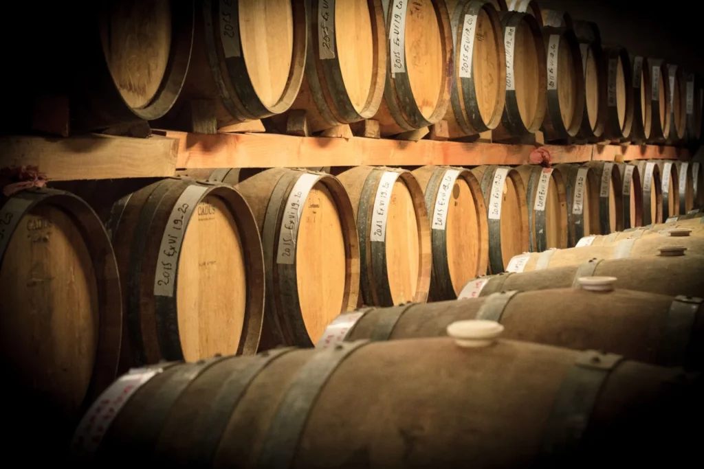 Château Haut-Monplaisir - Le chai à barriques du domaine