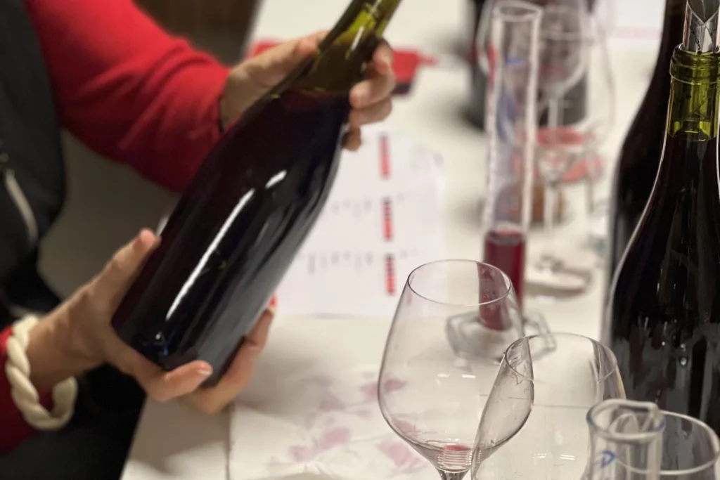 Château Lancyre - Service d’un vin au caveau