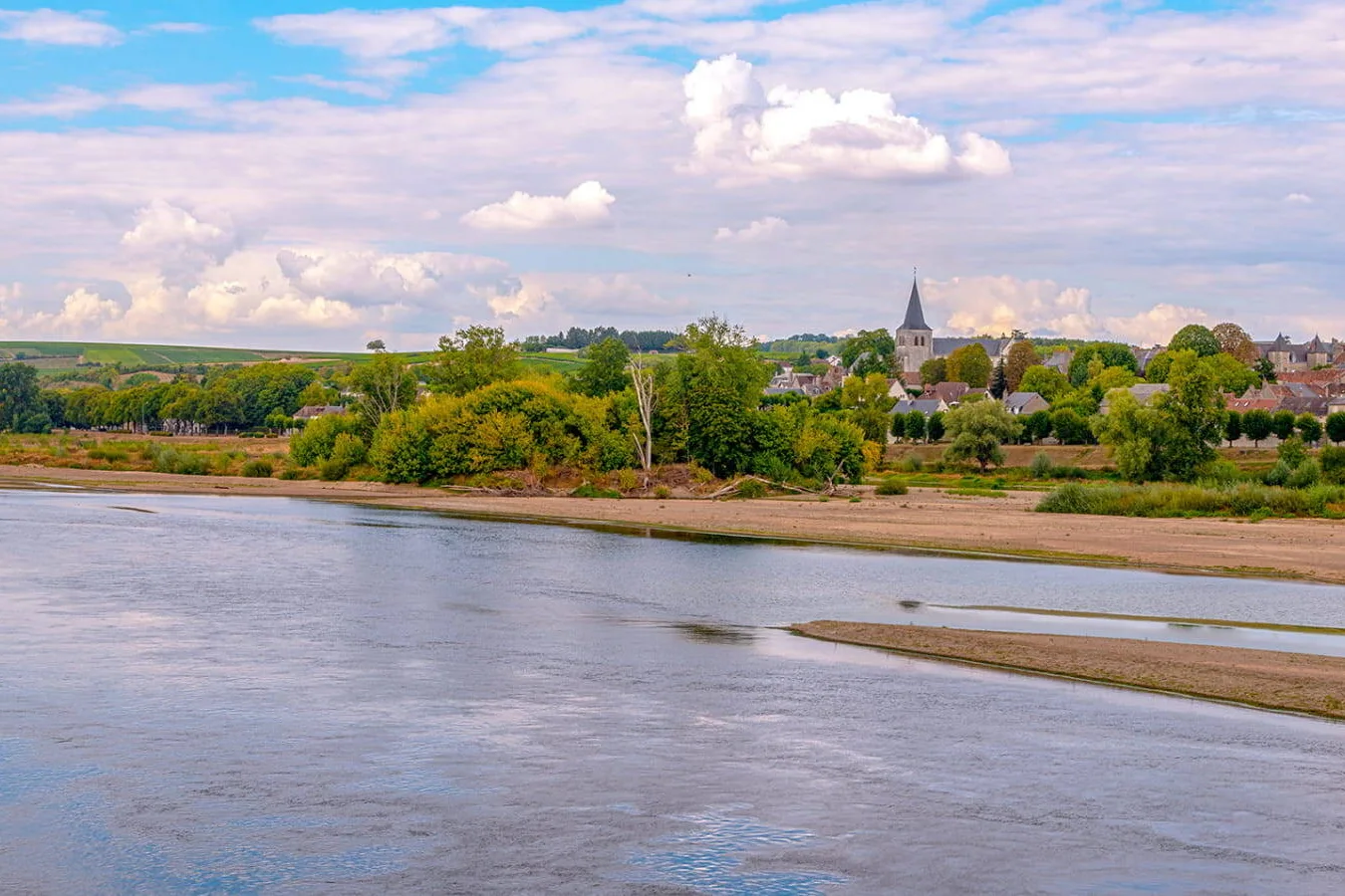 Domaine Roger Pabiot - Le paysage de Loire depuis les coteaux de Tracy